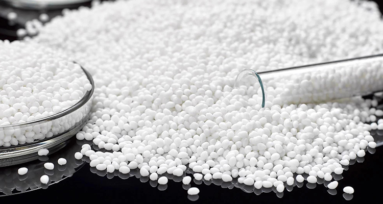 Nanomaterial